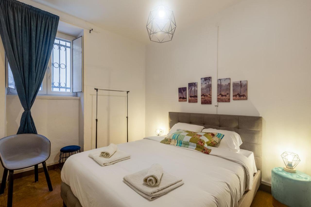 Charming Apartment In The Heart Of Plaka Athena Bagian luar foto